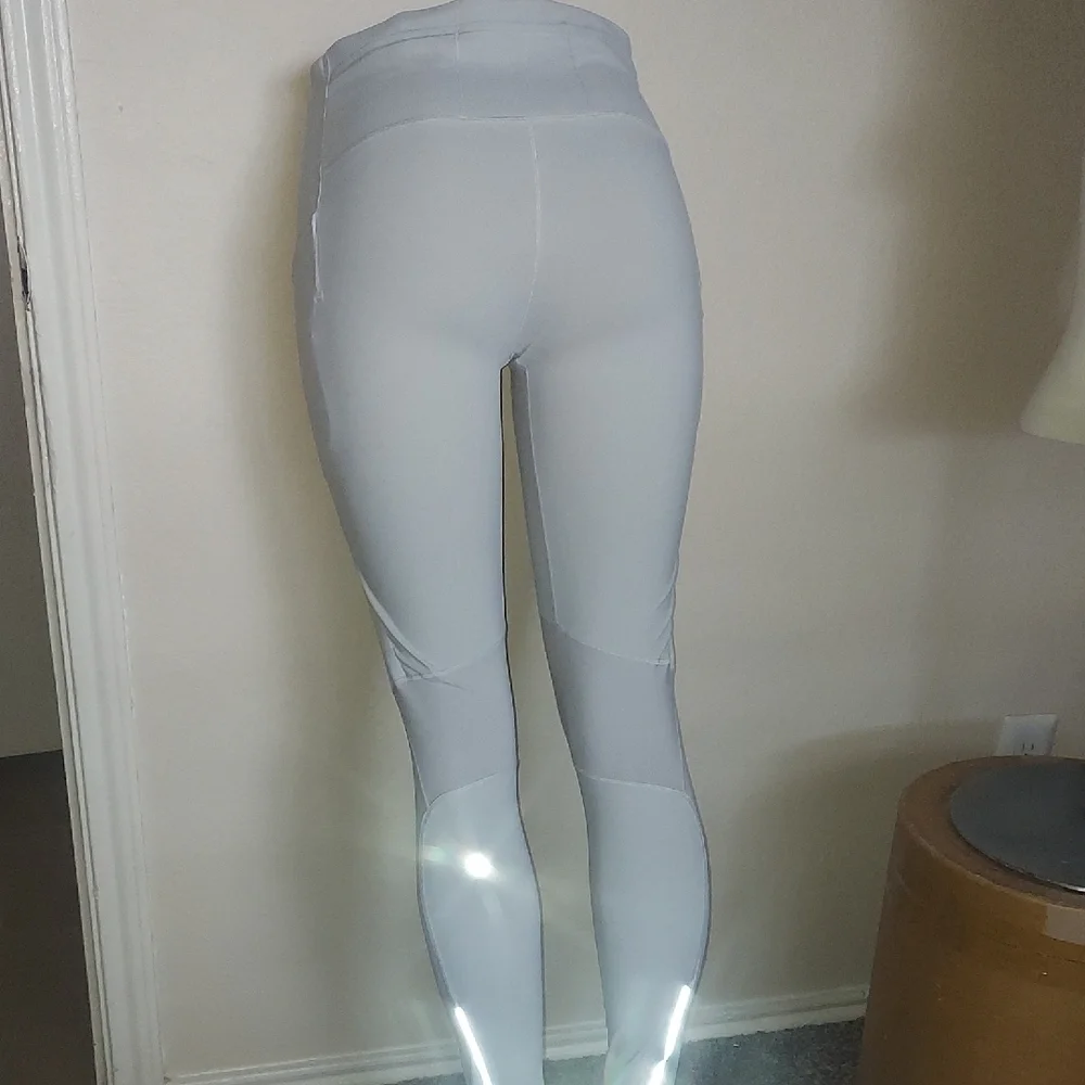 lululemon athletica ((Off White)) High-Rise Reflective Leggings